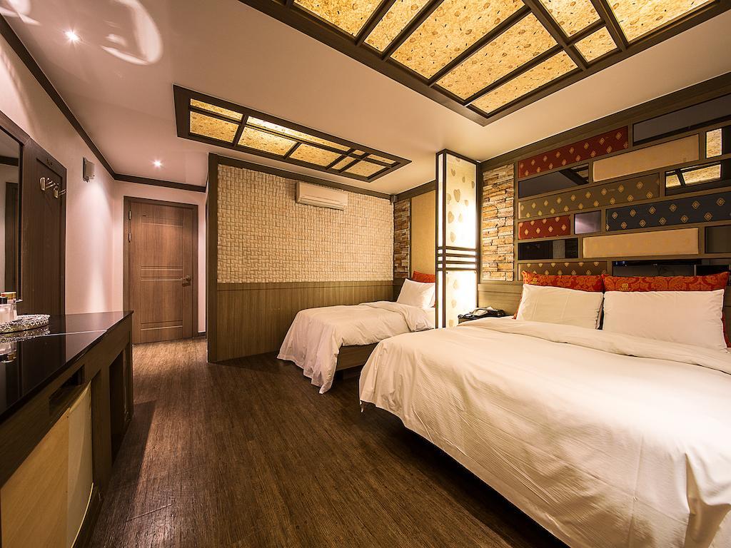 Hotel Valentine Gwangmyeong الغرفة الصورة